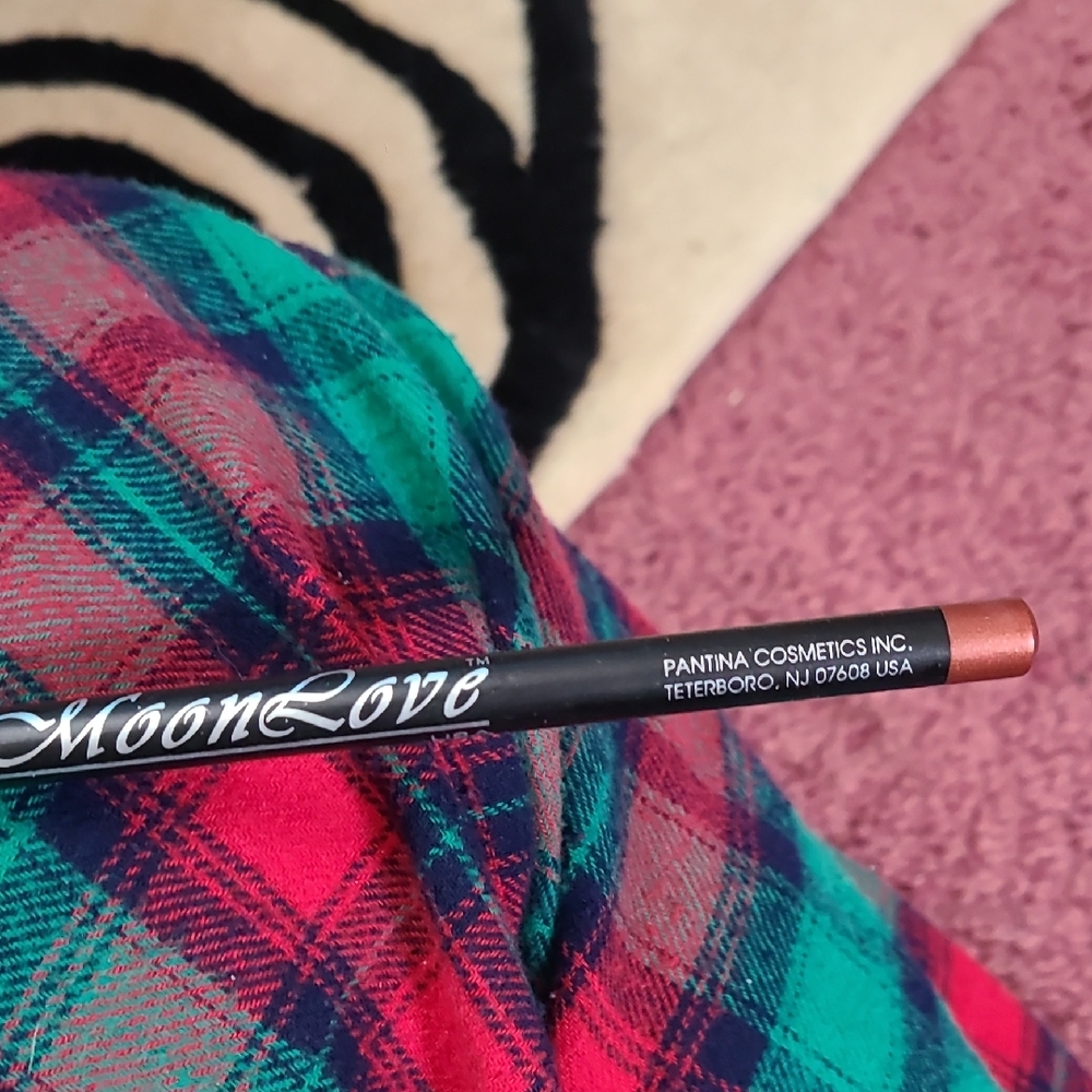 Metallic Copper Lip Liner - Warm Copper Shade